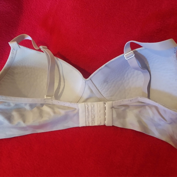 Gray camo No Boundaries bra - Picture 2 of 3